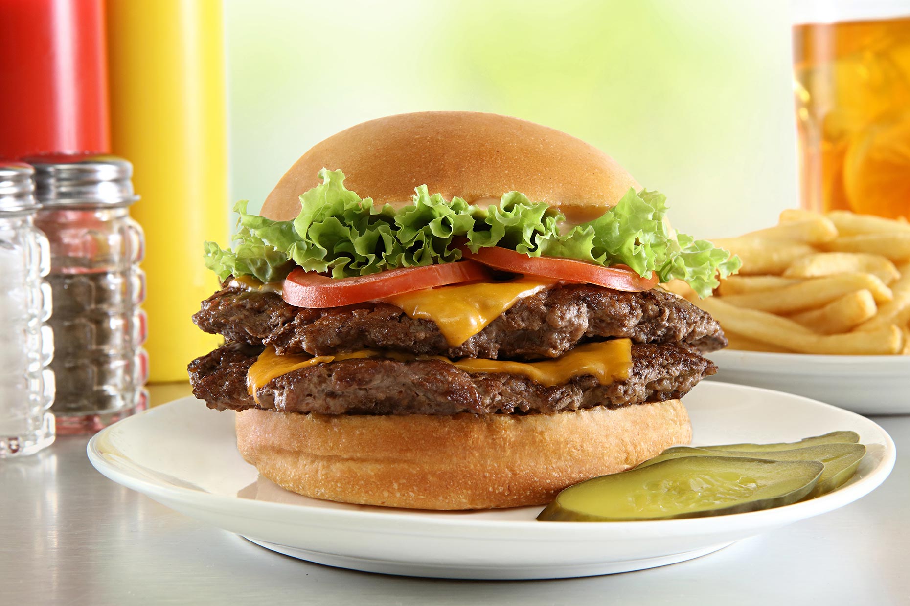 cheeseburger-fries-combo