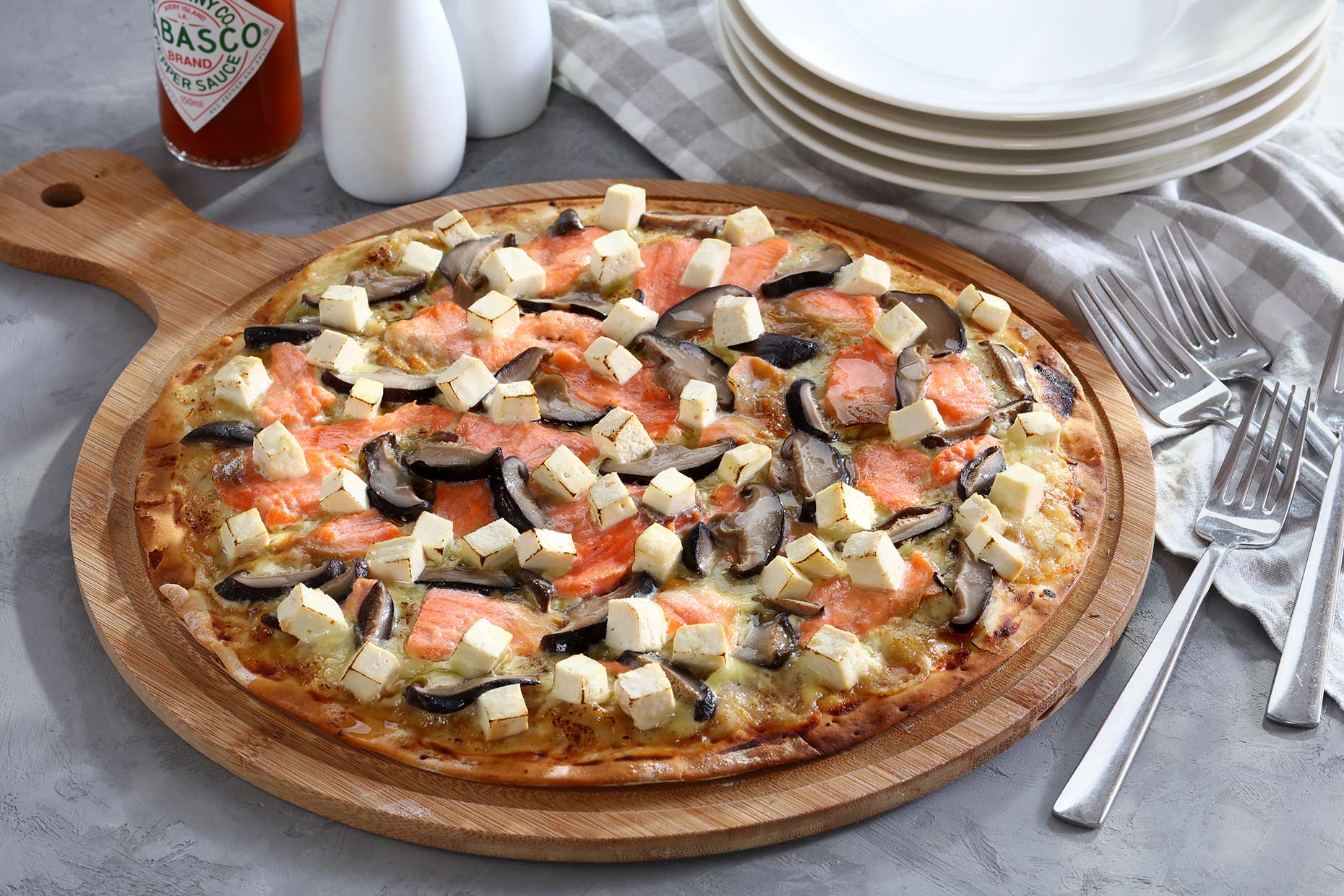 salmon-pizza